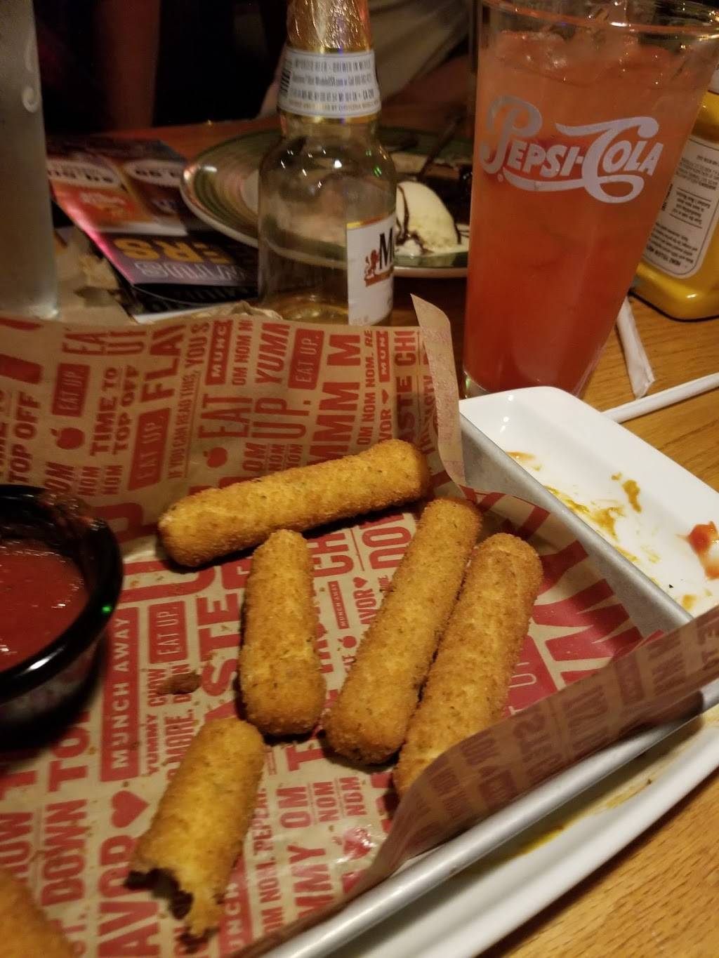 Applebees Grill + Bar | restaurant | 4100 W 10th St, Greeley, CO 80634, USA | 9703469493 OR +1 970-346-9493