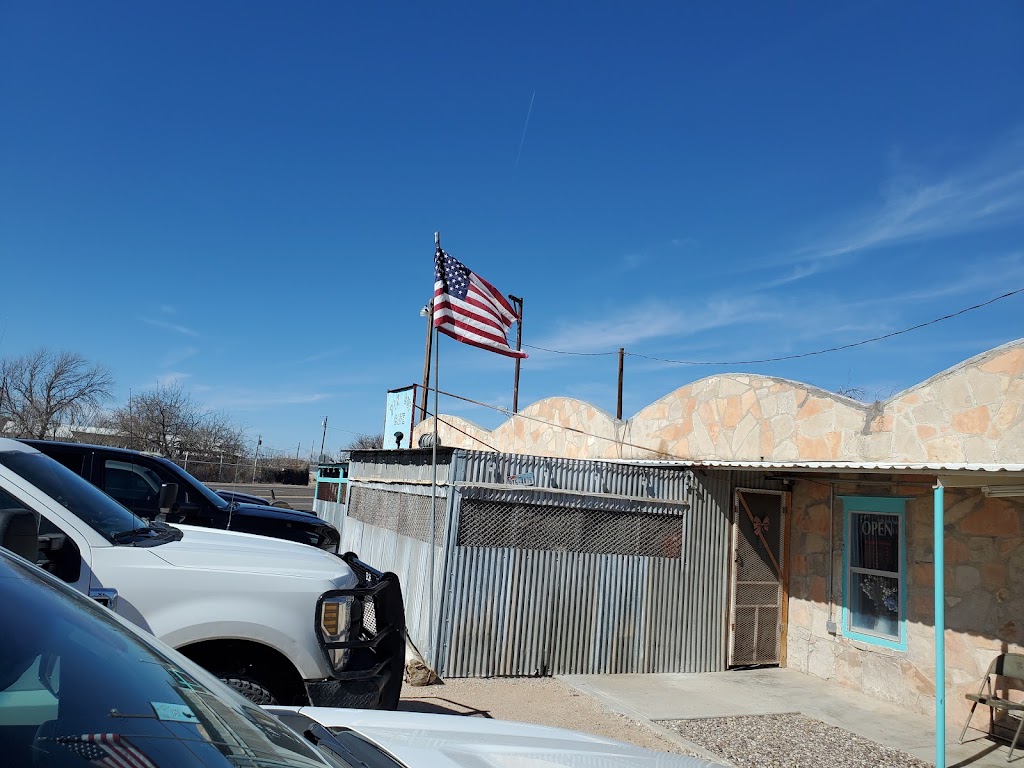 Tin Cup Cafe | restaurant | 9693 TX-290, Sheffield, TX 79781, USA | 4328364638 OR +1 432-836-4638