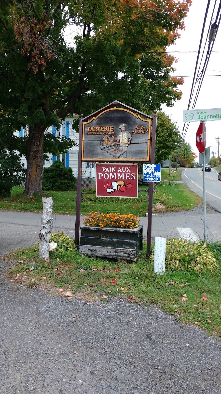 TARTERIE DU VERGER DES MUSIQUES INC. | restaurant | 854 Chemin Principal, Saint-Joseph-du-Lac, QC J0N 1M0, Canada | 4506234889 OR +1 450-623-4889