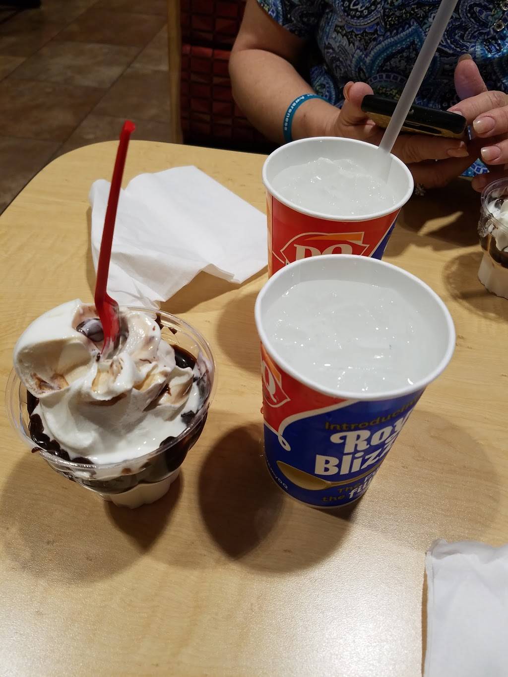 Dairy Queen Grill & Chill | restaurant | 777 Independence Rd, Weldon Spring, MO 63304, USA | 6364470037 OR +1 636-447-0037