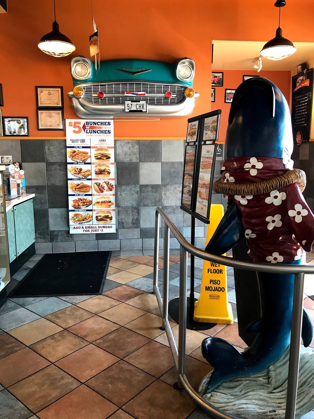 Long John Silvers/A&W | restaurant | 3110 Wheeling Ave, Muncie, IN 47303, USA | 7657470557 OR +1 765-747-0557