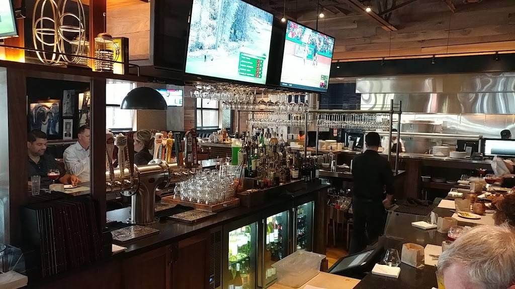 Burtons Grill & Bar of Boca Raton | restaurant | 5580 N Military Trl, Boca Raton, FL 33496, USA | 5614652036 OR +1 561-465-2036