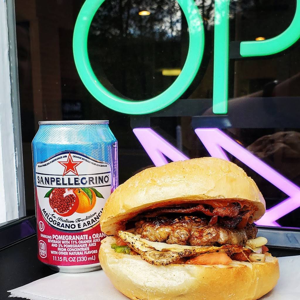 Funcles Café | restaurant | 3584 Whitney Ave, Hamden, CT 06518, USA | 2038239661 OR +1 203-823-9661