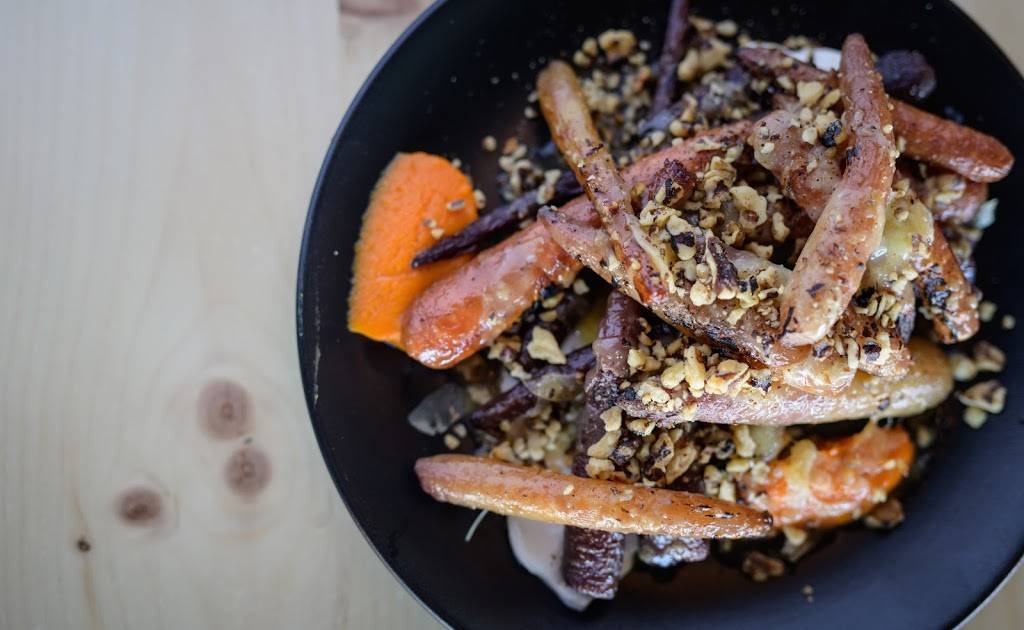 Le Rachel | restaurant | 235 Rue Hériot Local 220, Drummondville, QC J2C 6X5, Canada | 8198505300 OR +1 819-850-5300