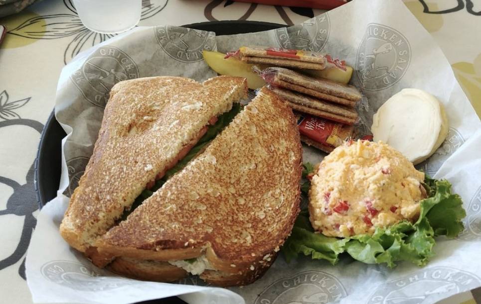 Chicken Salad Chick | restaurant | 687 Worthington Rd, Westerville, OH 43082, USA | 6143672688 OR +1 614-367-2688