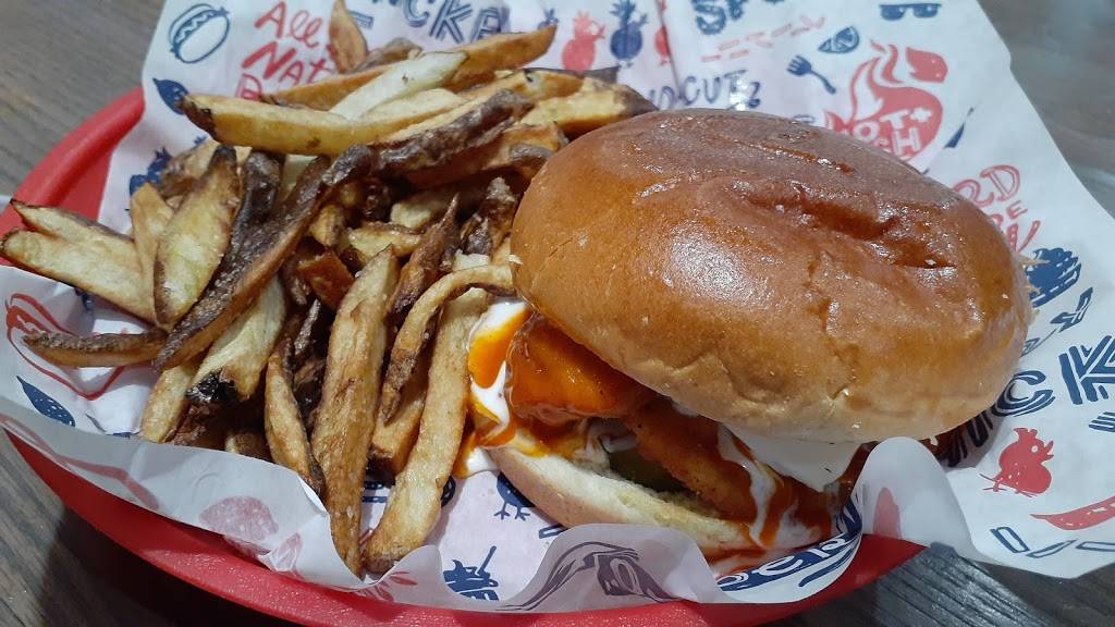 Boss Chicken and Custard | restaurant | 1830 Joe Battle Blvd, El Paso, TX 79936, USA | 9152714148 OR +1 915-271-4148