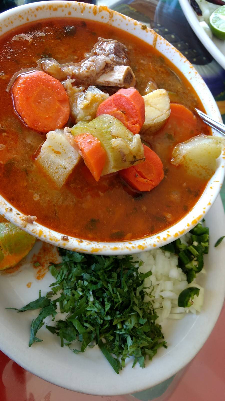 La Fondita | restaurant | 816 Sebastopol Rd, Santa Rosa, CA 95407, USA | 7075260881 OR +1 707-526-0881