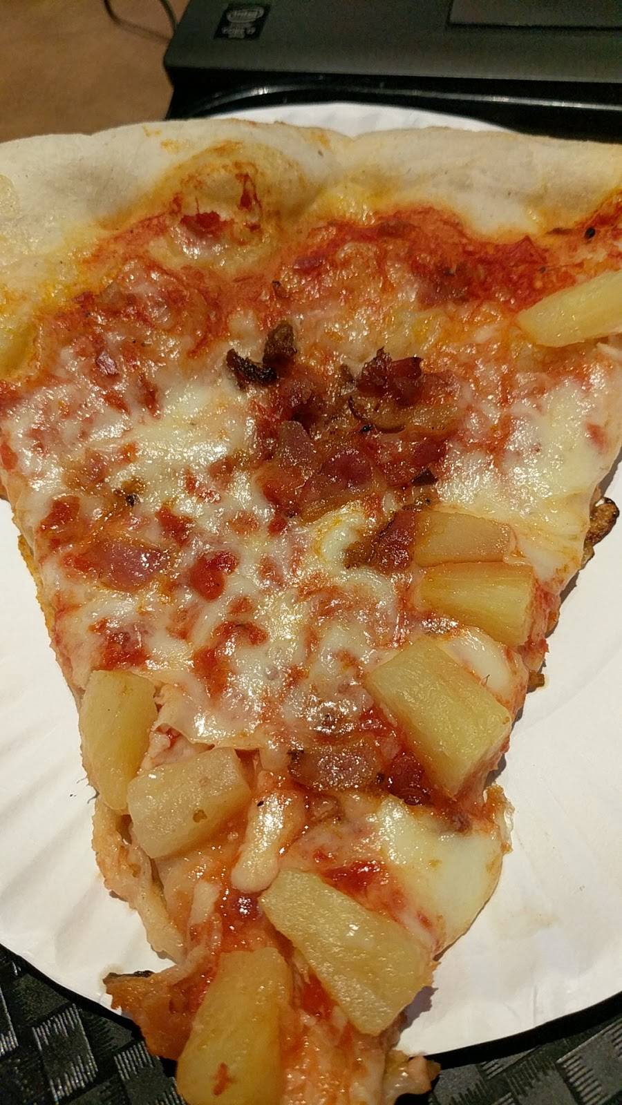 LaRosa New York Pizzeria | restaurant | 520 Lee Road # 301, Buffalo, NY 14228, USA | 7162049707 OR +1 716-204-9707