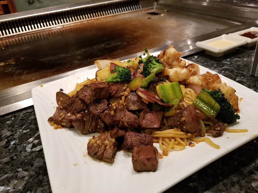 Koto Japanese Steakhouse & Sushi | restaurant | 9331 Destiny USA Dr, Syracuse, NY 13290, USA | 3154795686 OR +1 315-479-5686