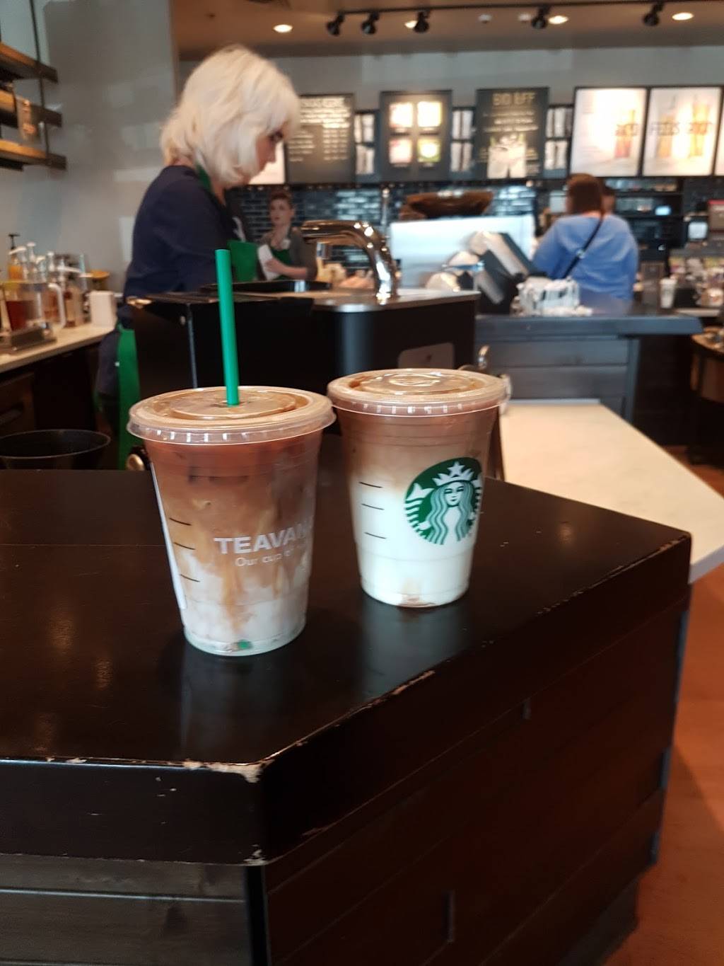 Pine Lake Village | shopping mall | 2902 228th Ave SE, Sammamish, WA 98075, USA | 5036034700 OR +1 503-603-4700