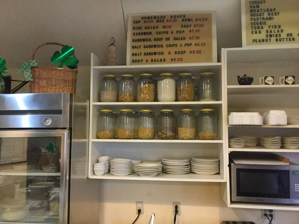 Marks Deli | restaurant | 1710 S 341st Pl # B2, Federal Way, WA 98003, USA | 2538381202 OR +1 253-838-1202