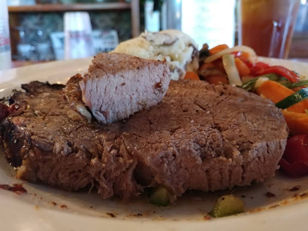 Finleys Bar & Grill | restaurant | 10477 S Airport Way, Manteca, CA 95336, USA | 2099839493 OR +1 209-983-9493