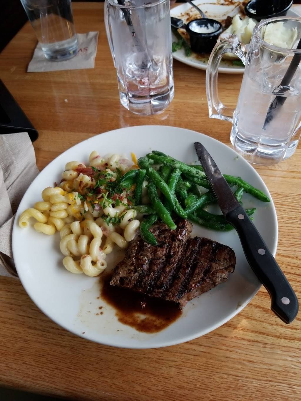 Applebees Grill + Bar | restaurant | 9174 Mentor Ave, Mentor, OH 44060, USA | 4409743777 OR +1 440-974-3777