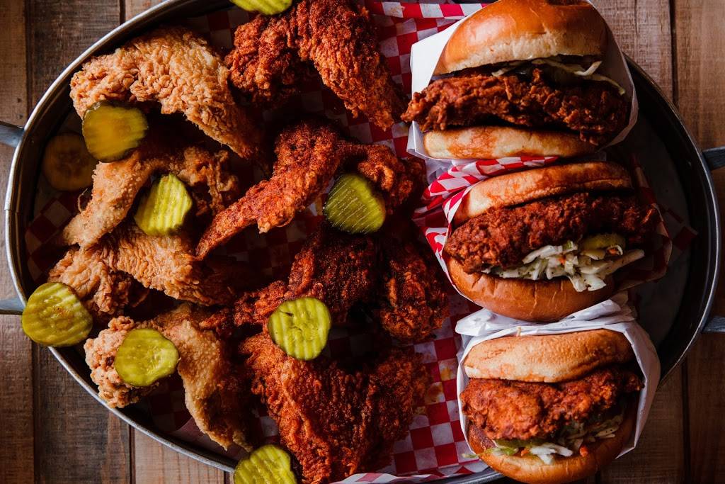 Red Claws Hot Chicken | restaurant | 5278 S Hulen St, Fort Worth, TX 76132, USA | 6827087468 OR +1 682-708-7468