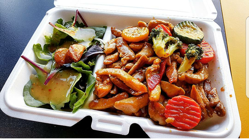 Garlic To the Chicken | restaurant | 6692 Forest Ave, Ridgewood, NY 11385, USA | 3476892670 OR +1 347-689-2670