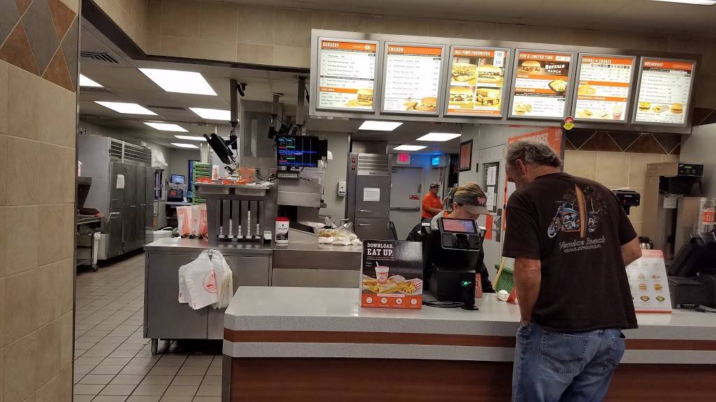 Whataburger | restaurant | 4635 Rittiman Rd, San Antonio, TX 78218, USA | 2106504003 OR +1 210-650-4003