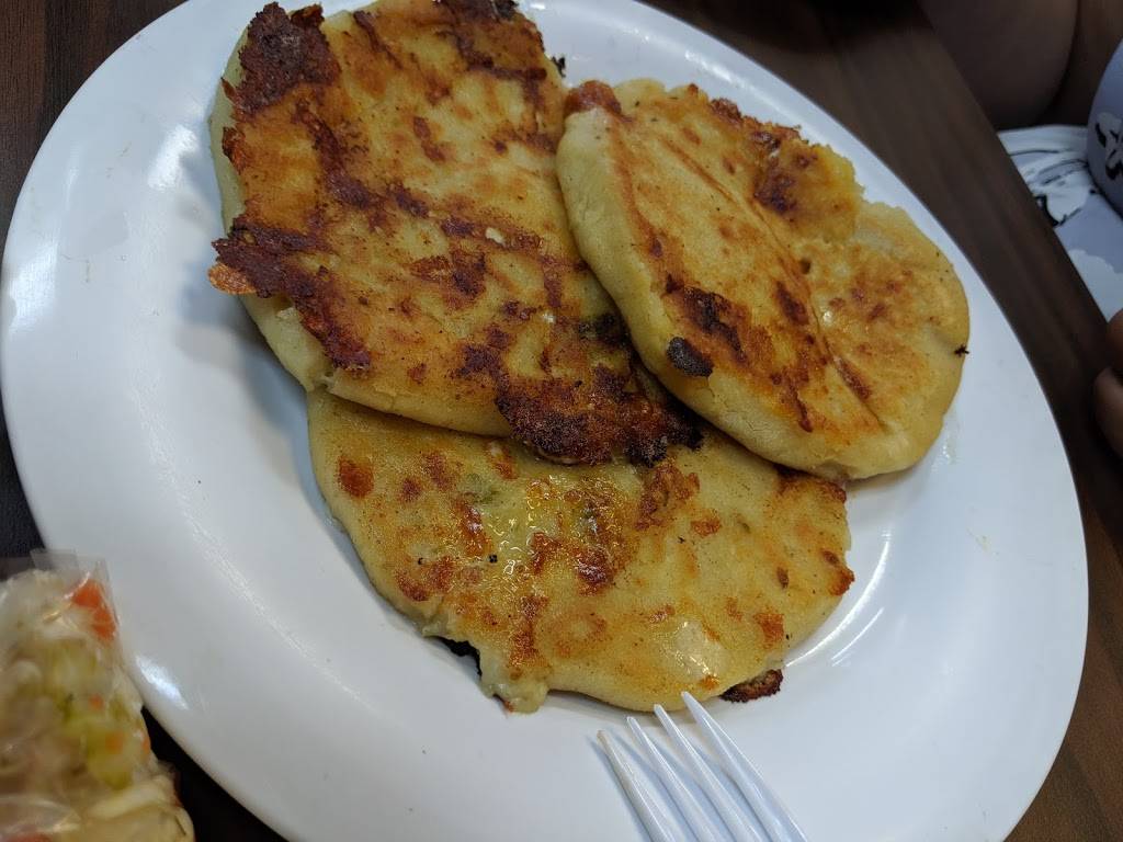 La Bendicion Bakery Y Taqueria | restaurant | 722 Harbins Rd NW, Lilburn, GA 30047, USA | 6782050442 OR +1 678-205-0442