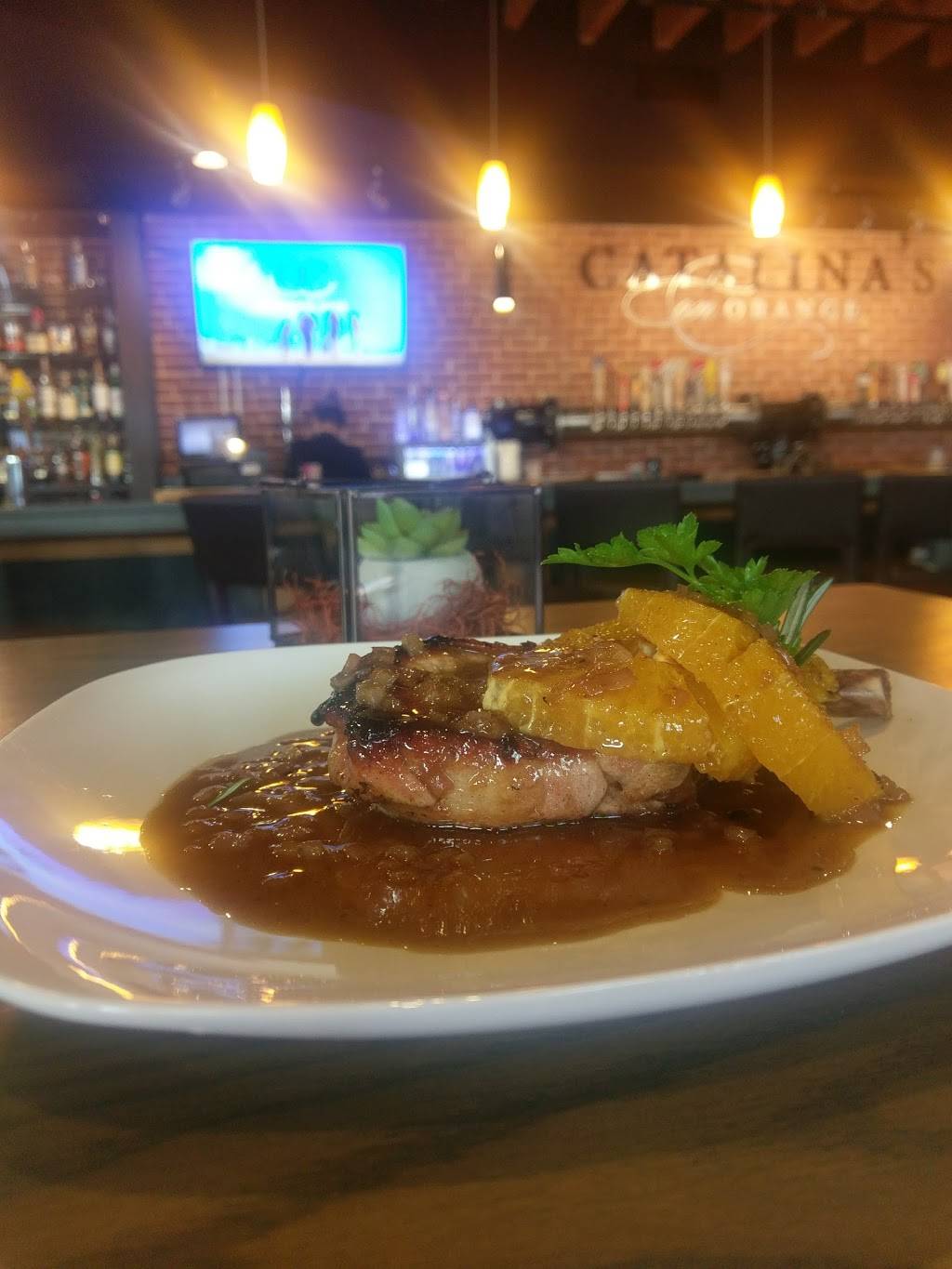 Catalinas Sports Bar & Grill | restaurant | 38 W Orange St, Lancaster, PA 17603, USA | 7179456462 OR +1 717-945-6462