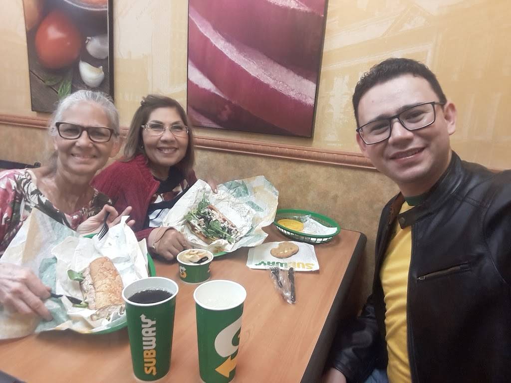 Subway | restaurant | 1424 Alton Rd, Miami Beach, FL 33139, USA | 3055380441 OR +1 305-538-0441