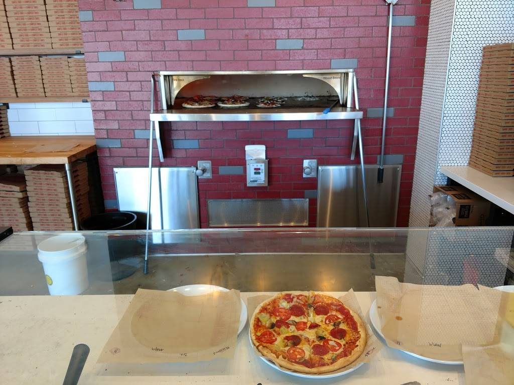 MOD Pizza | restaurant | 1370 E Main St, Carbondale, IL 62901, USA | 6184404803 OR +1 618-440-4803