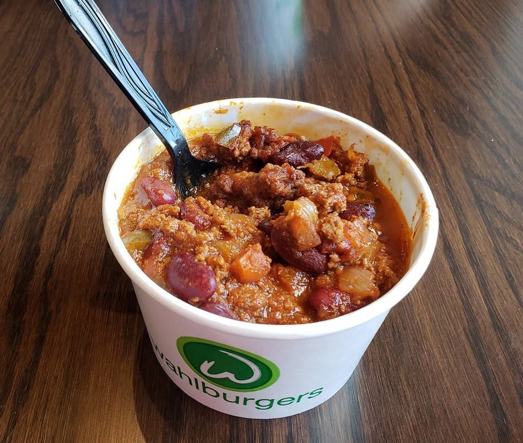 Wahlburgers | restaurant | 21200 Penn St, Taylor, MI 48180, USA | 3132097440 OR +1 313-209-7440