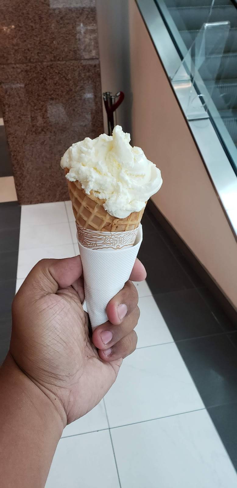 Häagen-Dazs® | restaurant | 1100 S Hayes St, Arlington, VA 22202, USA | 7034155540 OR +1 703-415-5540