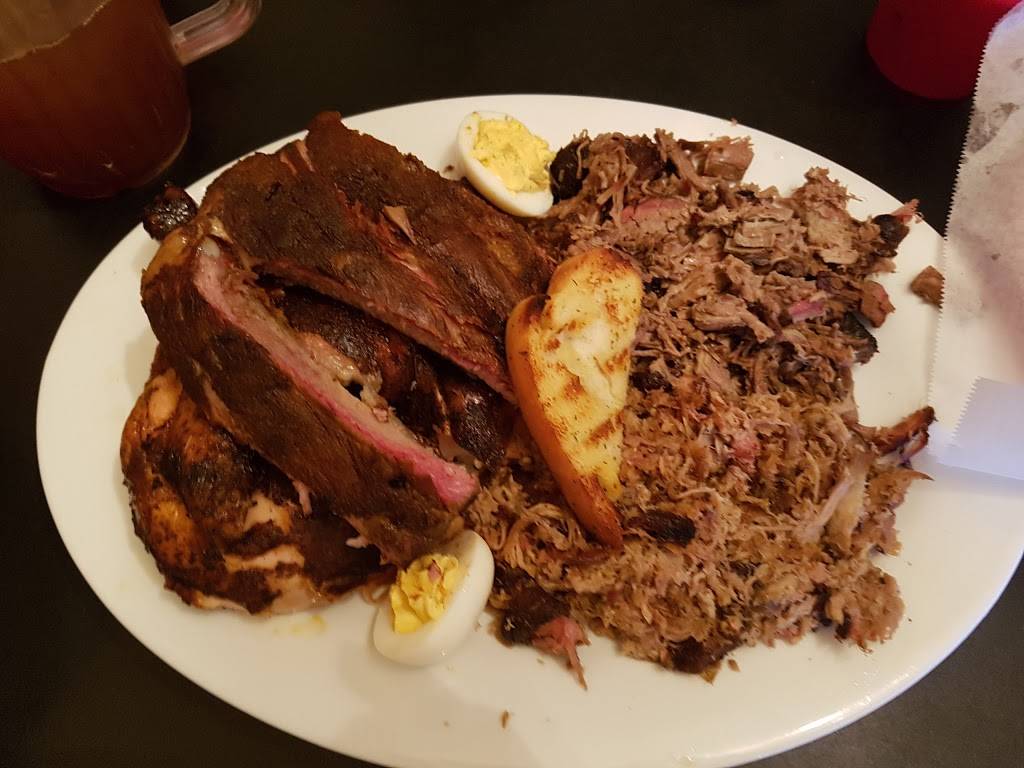 The Ozona Pig | restaurant | 311 Orange St N, Palm Harbor, FL 34683, USA | 7277730744 OR +1 727-773-0744