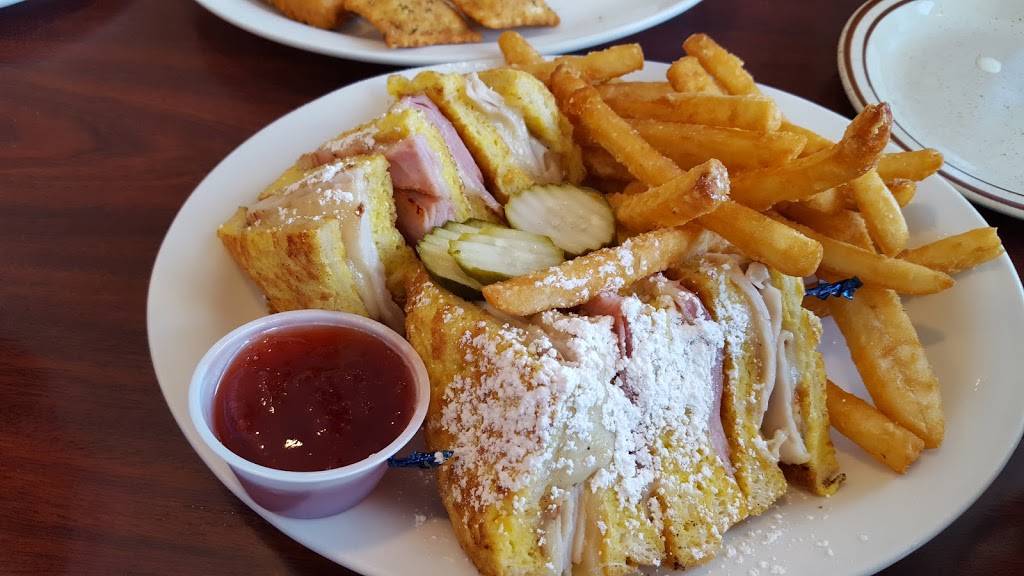 McCoys Restaurant | restaurant | 4855 Federal Blvd, Denver, CO 80221, USA | 3034339511 OR +1 303-433-9511