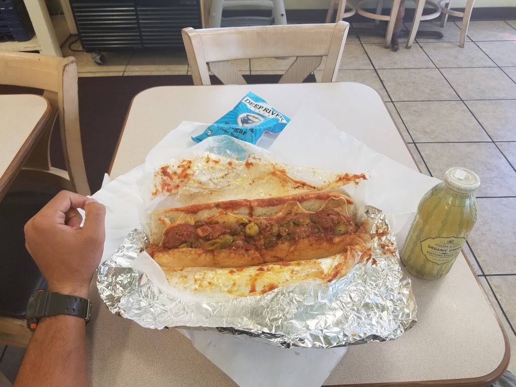 Fontanos Subs | meal takeaway | 1058 W Polk St, Chicago, IL 60607, USA | 3124214474 OR +1 312-421-4474