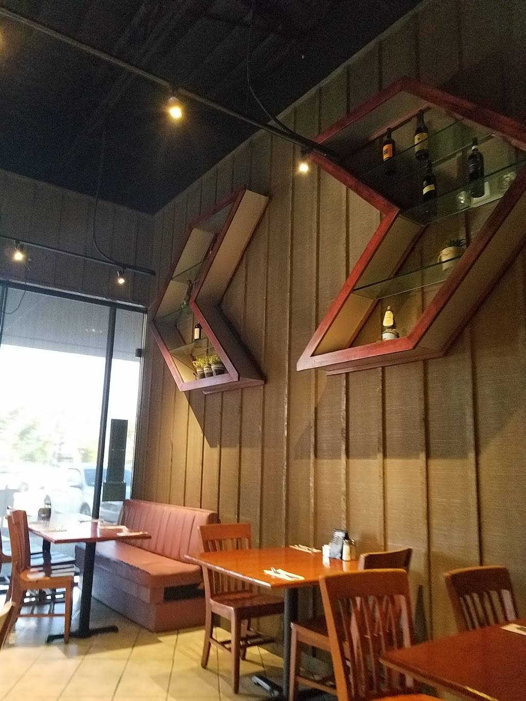 Naples Italian Ristorante & Pizza | restaurant | 14602 Huebner Rd #126, San Antonio, TX 78230, USA | 2104792670 OR +1 210-479-2670