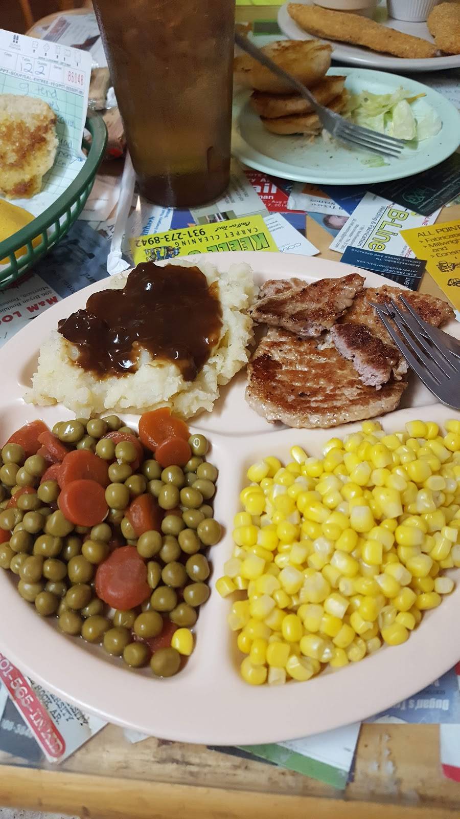 Stone Fort Restaurant | restaurant | 1500 Murfreesboro Hwy, Manchester, TN 37355, USA | 9317289212 OR +1 931-728-9212