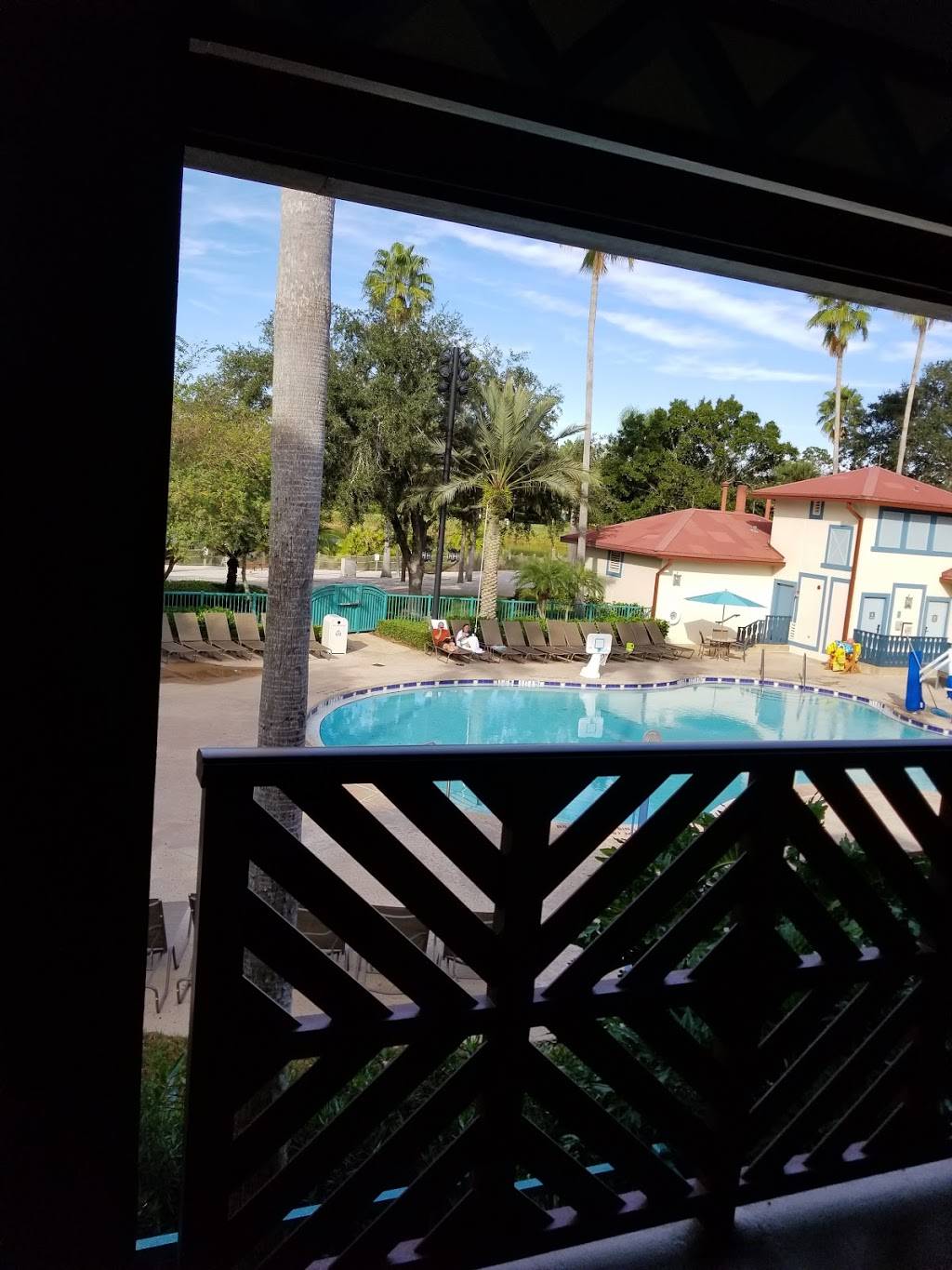 Cafe Rix | cafe | 1000 W Buena Vista Dr, Orlando, FL 32836, USA | 4079393463 OR +1 407-939-3463