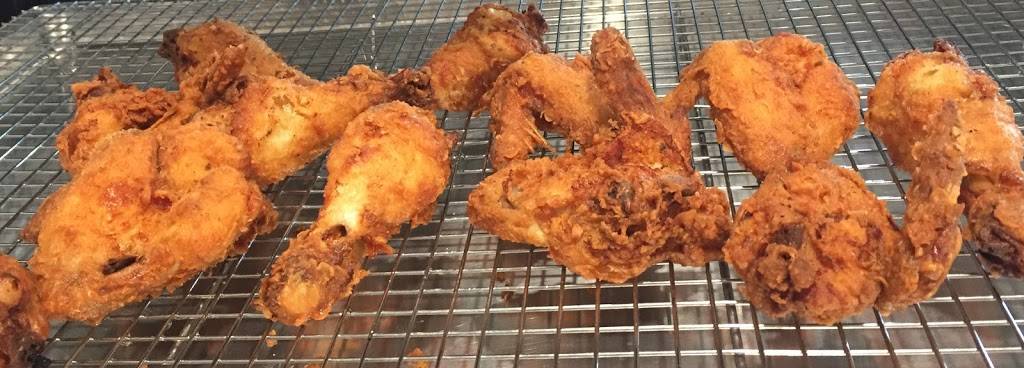 Twyla’s Restaurant and Bar | restaurant | 304 West Front St, La Monte, MO 65337, USA | 6606197009 OR +1 660-619-7009