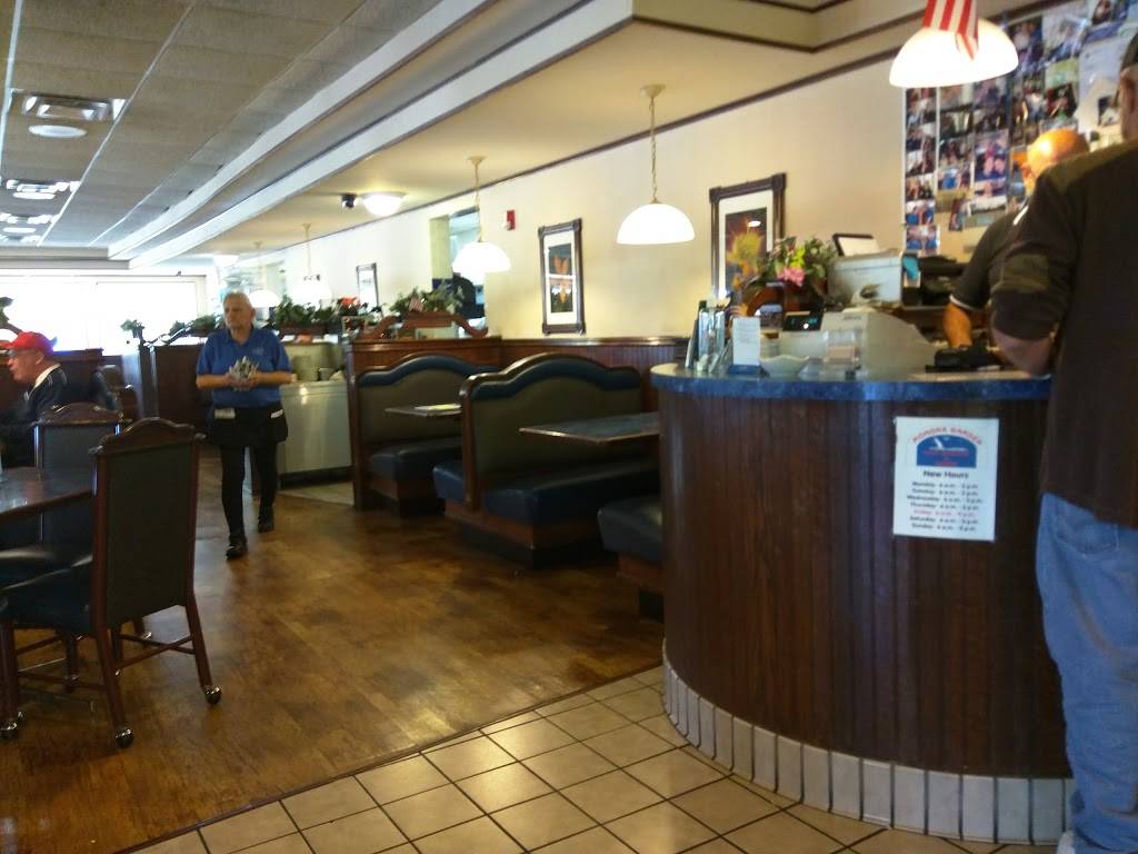 Monona Garden | Family Restaurant | restaurant | 6501 Bridge Rd, Monona, WI 53713, USA | 6082239707 OR +1 608-223-9707