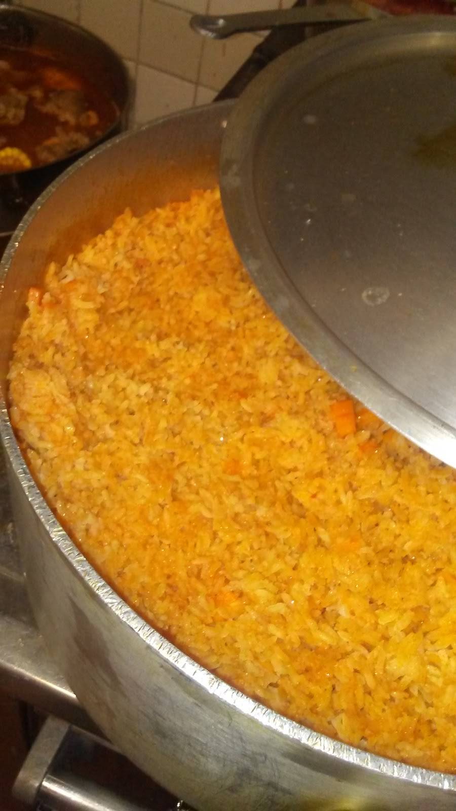 Santos Cafe #3 | restaurant | 1419 Castroville Rd, San Antonio, TX 78237, USA | 2105602075 OR +1 210-560-2075