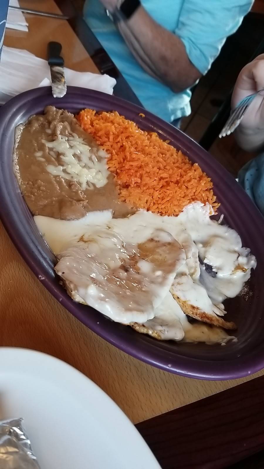 Lomas Del Sol | restaurant | 280 Springfield Rd, Hillsboro, IL 62049, USA | 2175323201 OR +1 217-532-3201