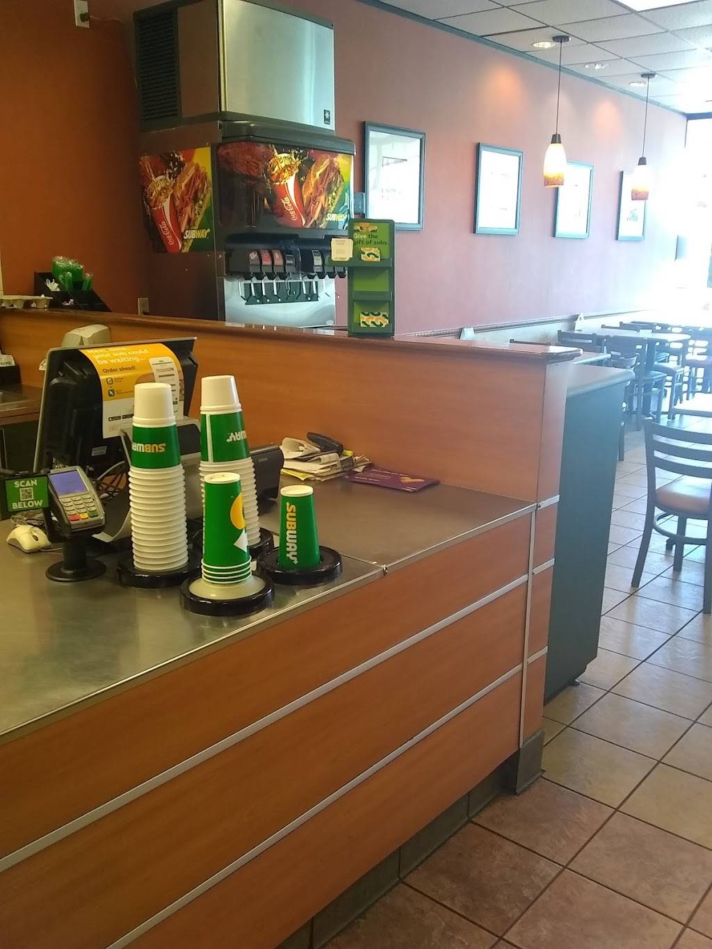 Subway Restaurants | restaurant | 10255 North Fwy C, Houston, TX 77037, USA | 2814471309 OR +1 281-447-1309