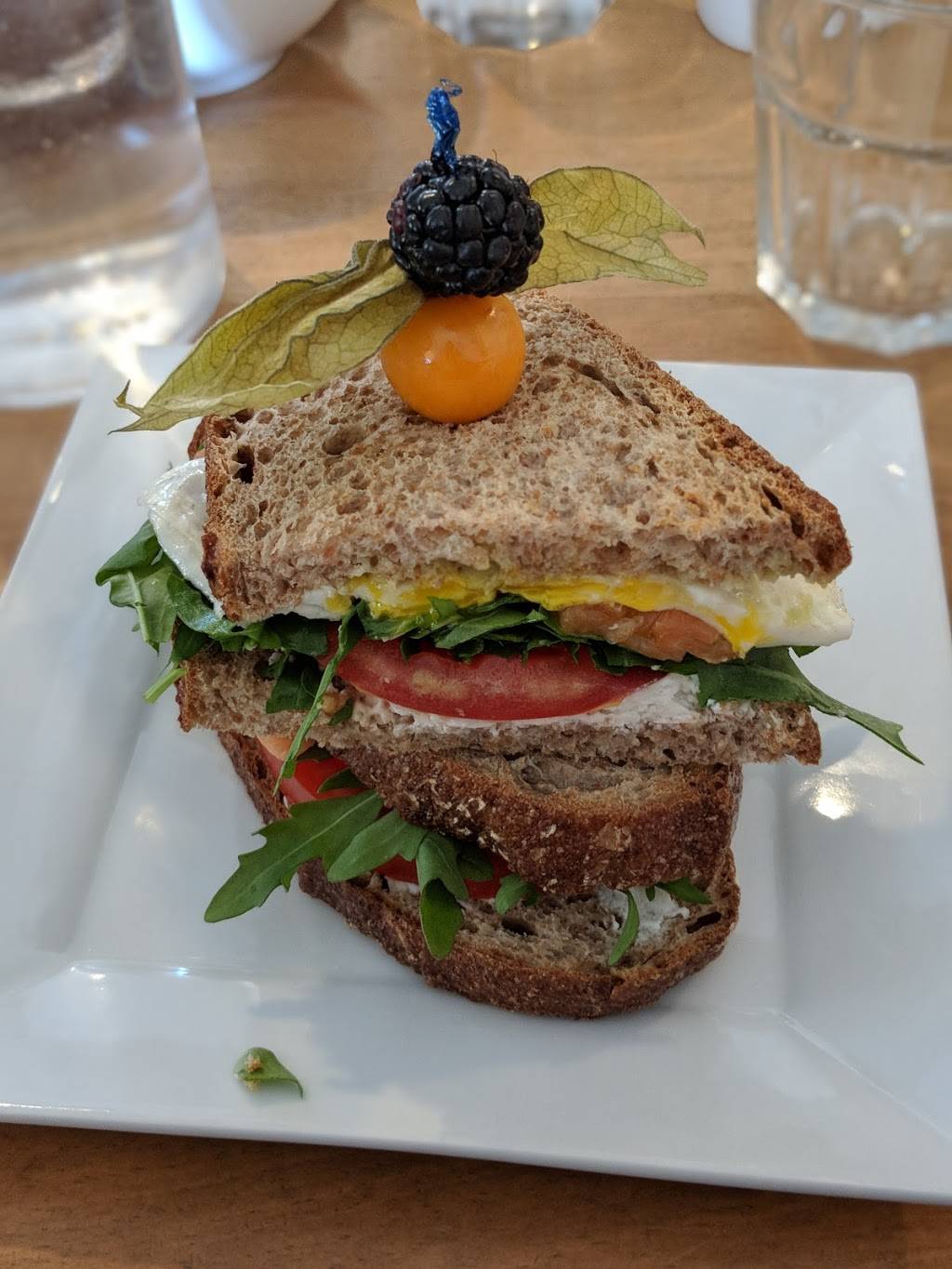 TONIQUE | cafe | 18 Chemin Scott, Chelsea, QC J9B 1R5, Canada | 8194841061 OR +1 819-484-1061