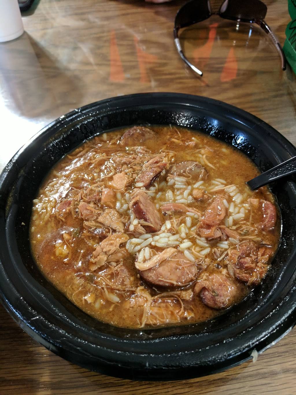 Faustos Family Restaurant | restaurant | 14514 US-165, Kinder, LA 70648, USA | 3377385676 OR +1 337-738-5676