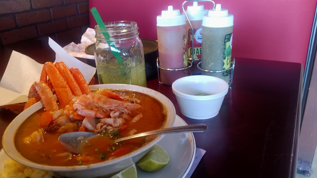 Mama’s Seafood Kitchen | restaurant | 906 E Palmdale Blvd, Palmdale, CA 93550, USA | 6619928233 OR +1 661-992-8233