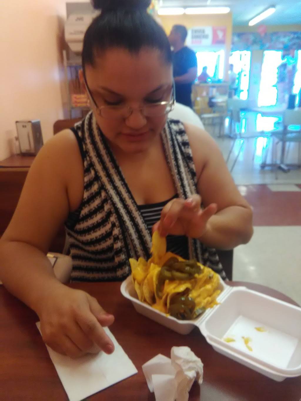 Raspados Gerreros And Cash For Gold | restaurant | 4149 N 83rd Ave, Phoenix, AZ 85033, USA | 6026358880 OR +1 602-635-8880