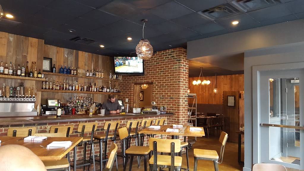 Barrel & Crow | restaurant | 4867 Cordell Ave, Bethesda, MD 20814, USA | 2408003253 OR +1 240-800-3253