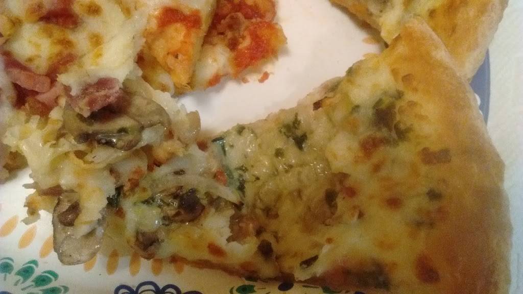 Papa Johns Pizza | restaurant | 9853 Silverdale Way Nw #101 Ste 101, Silverdale, WA 98383, USA | 3606621300 OR +1 360-662-1300