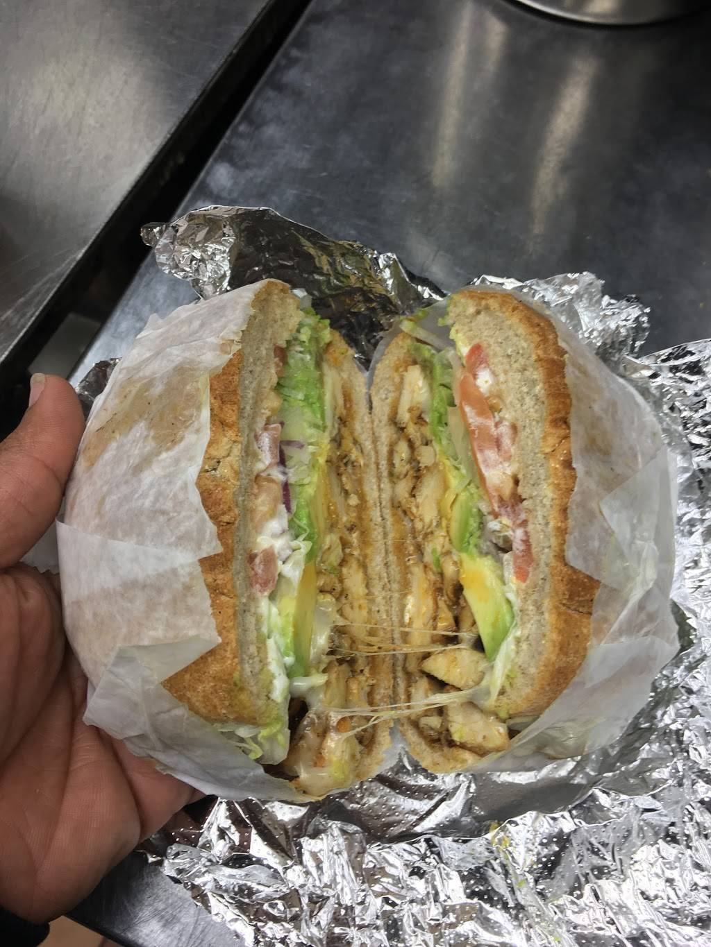 Loho | restaurant | 204 Clinton St, New York, NY 10002, USA | 2126194900 OR +1 212-619-4900