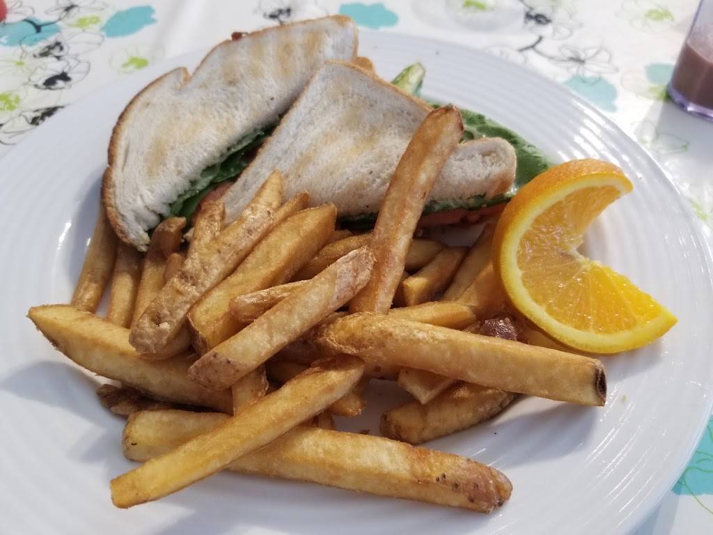 Bus Stop Cafe | restaurant | 1023 2nd Ave E, Owen Sound, ON N4K 2H8, Canada | 5194163447 OR +1 519-416-3447