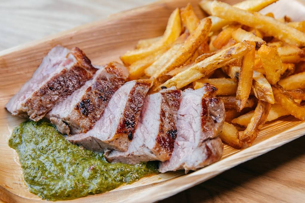 Cru Cellars @Armature Works | restaurant | 1910 N Ola Ave, Tampa, FL 33602, USA | 8135590059 OR +1 813-559-0059