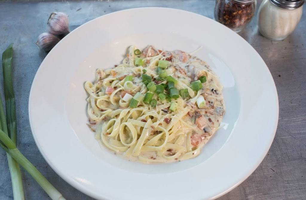 Romios Pizza & Pasta | meal delivery | 11422 NE 124th St, Kirkland, WA 98034, USA | 4258203300 OR +1 425-820-3300