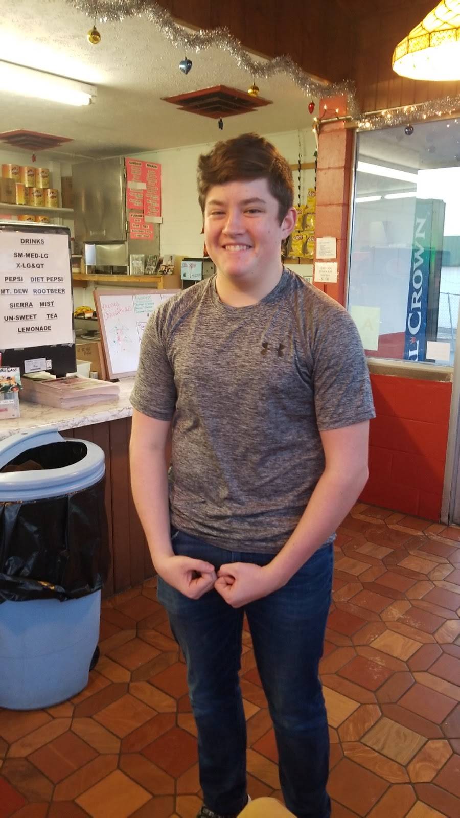 Dairy Dip | restaurant | 1585 Old State Rd 64 NE, New Salisbury, IN 47161, USA | 8123472790 OR +1 812-347-2790