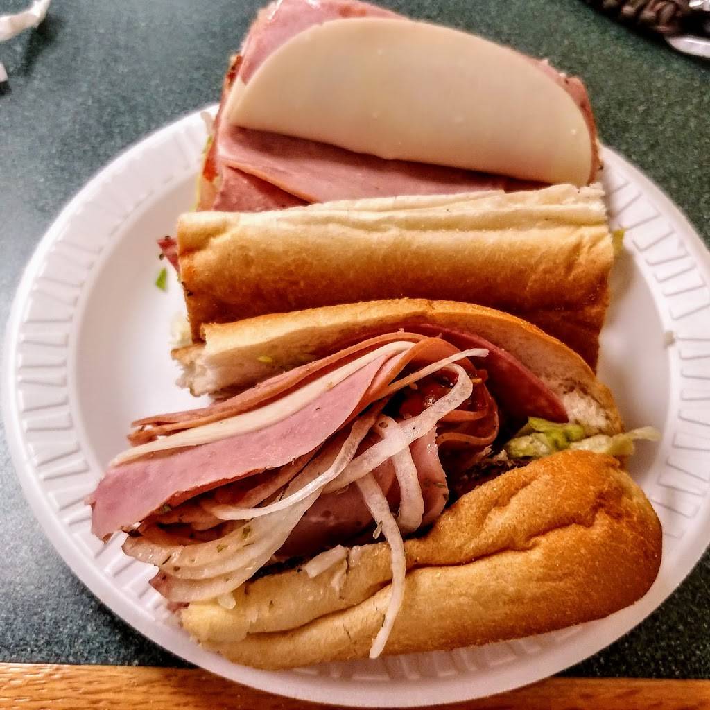 Lees Hoagie House | meal takeaway | 614 Old York Rd, Warminster, PA 18974, USA | 2154415337 OR +1 215-441-5337
