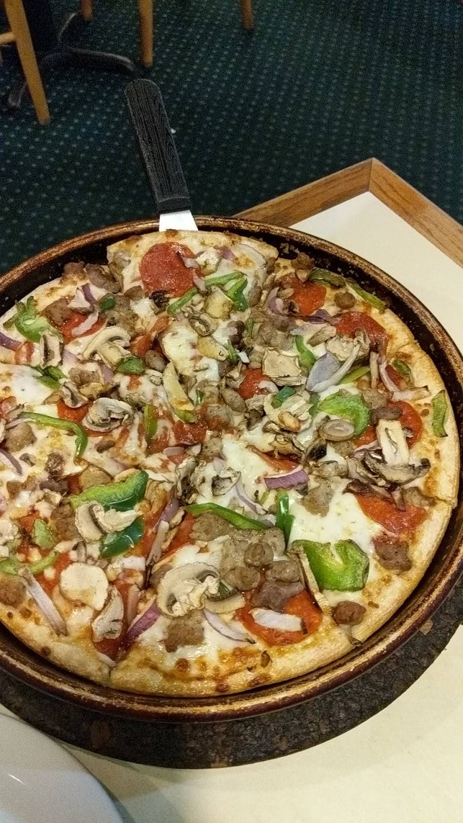 Pizza Hut | restaurant | 1054 W Eads Pkwy, Lawrenceburg, IN 47025, USA | 8125371447 OR +1 812-537-1447